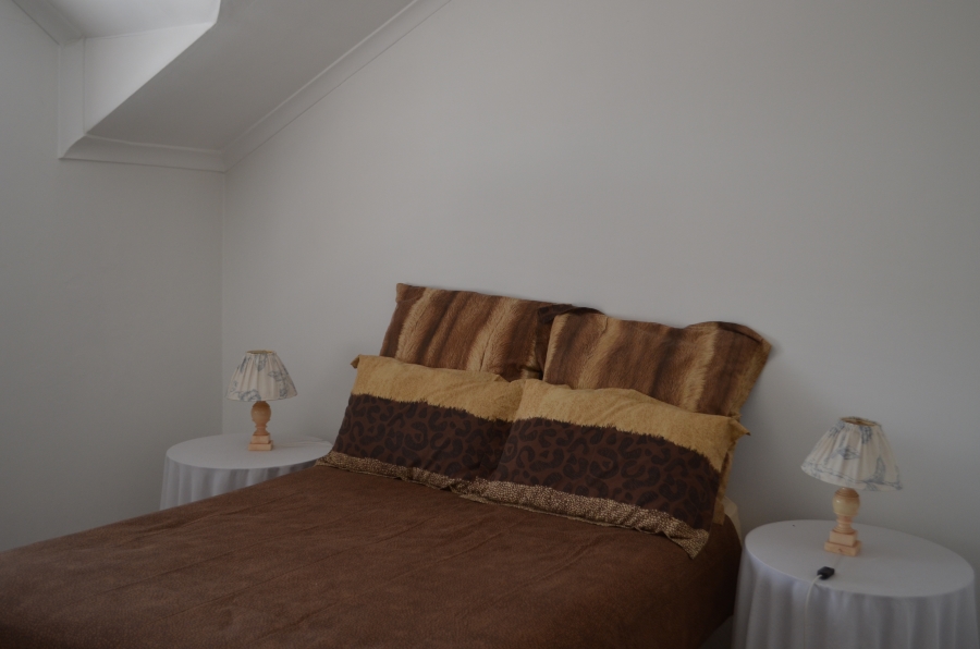 To Let 2 Bedroom Property for Rent in Brackenfell Central Western Cape